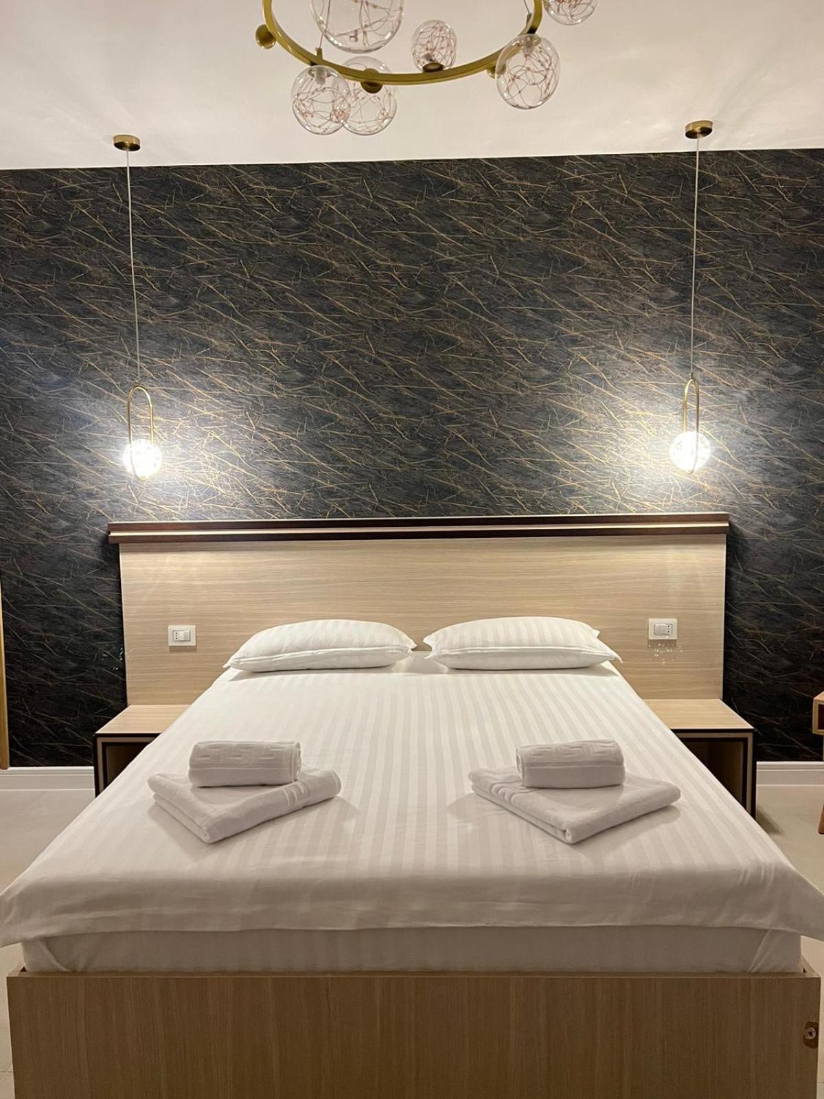 Pensiunea Villa D'Amici Mosnita Noua Exteriör bild